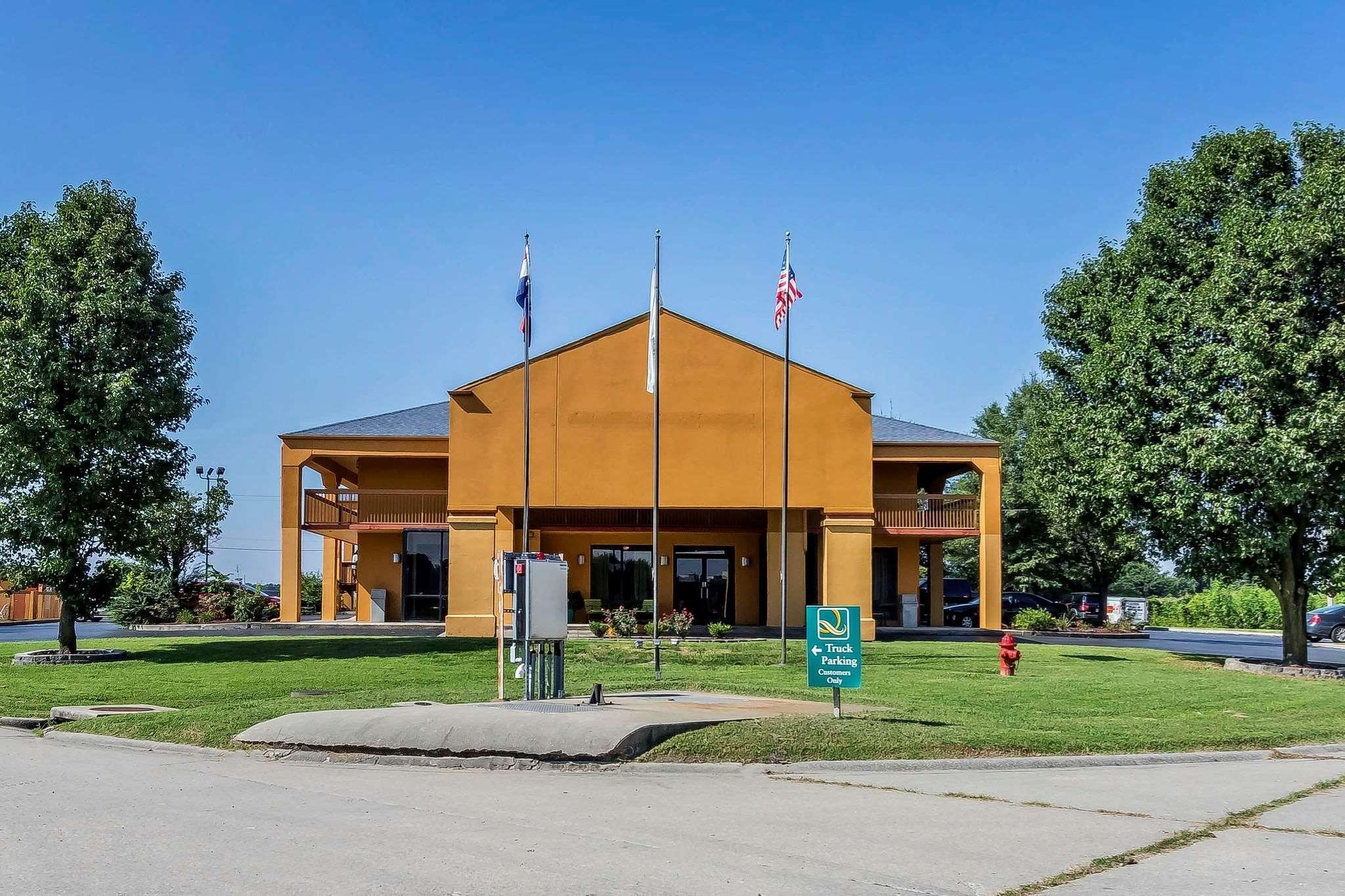 Quality Inn Charleston - Sikeston Экстерьер фото