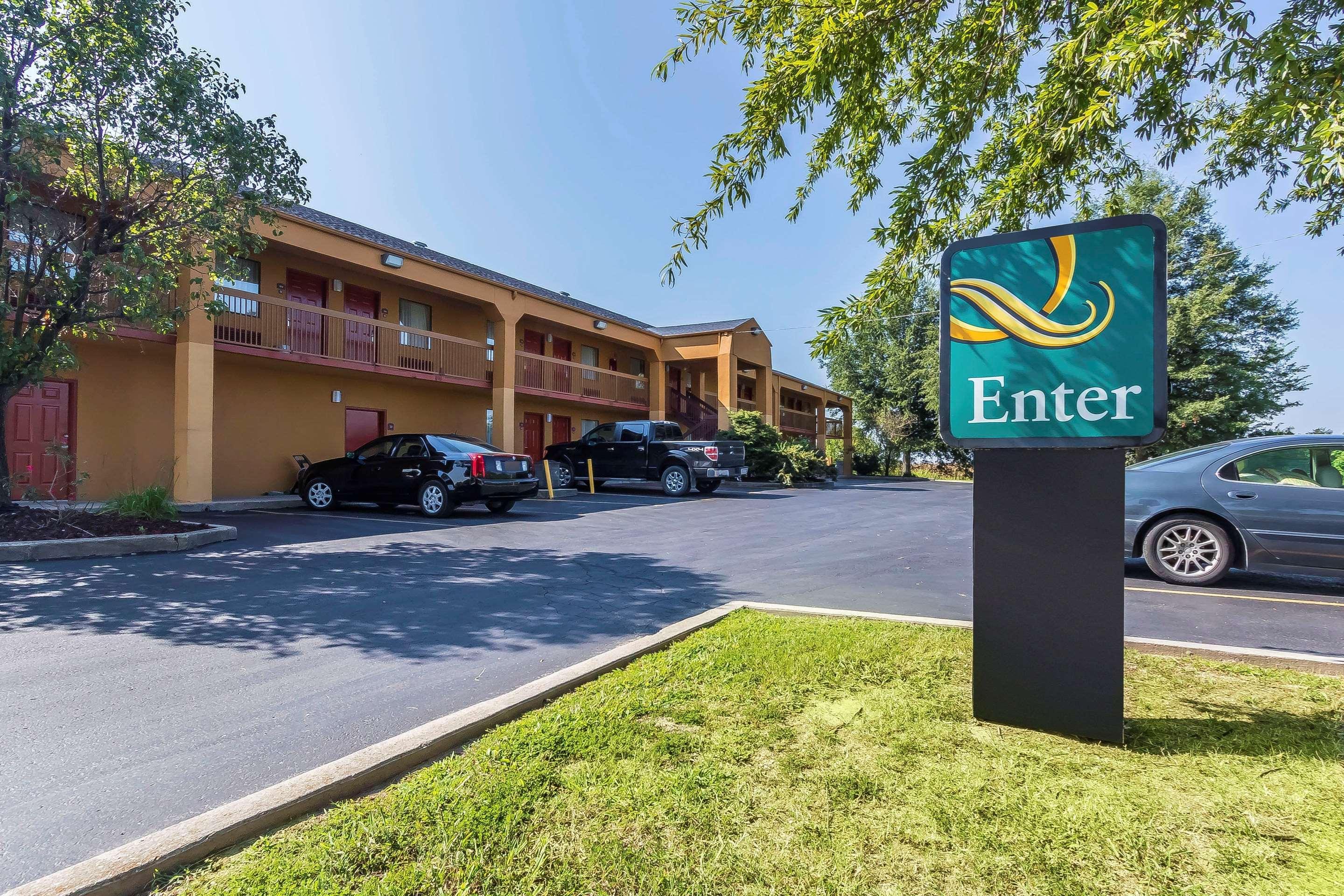 Quality Inn Charleston - Sikeston Экстерьер фото