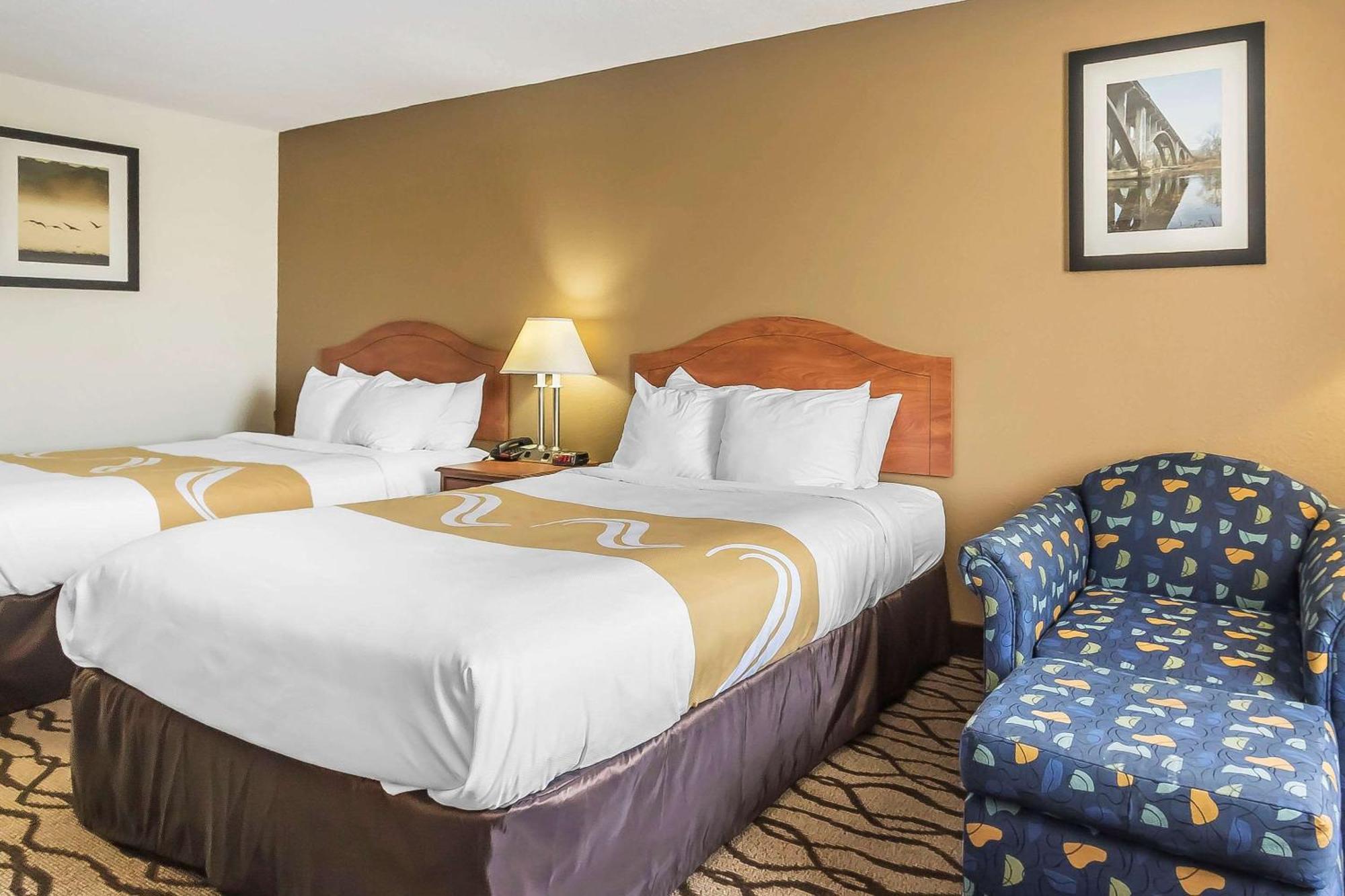 Quality Inn Charleston - Sikeston Экстерьер фото