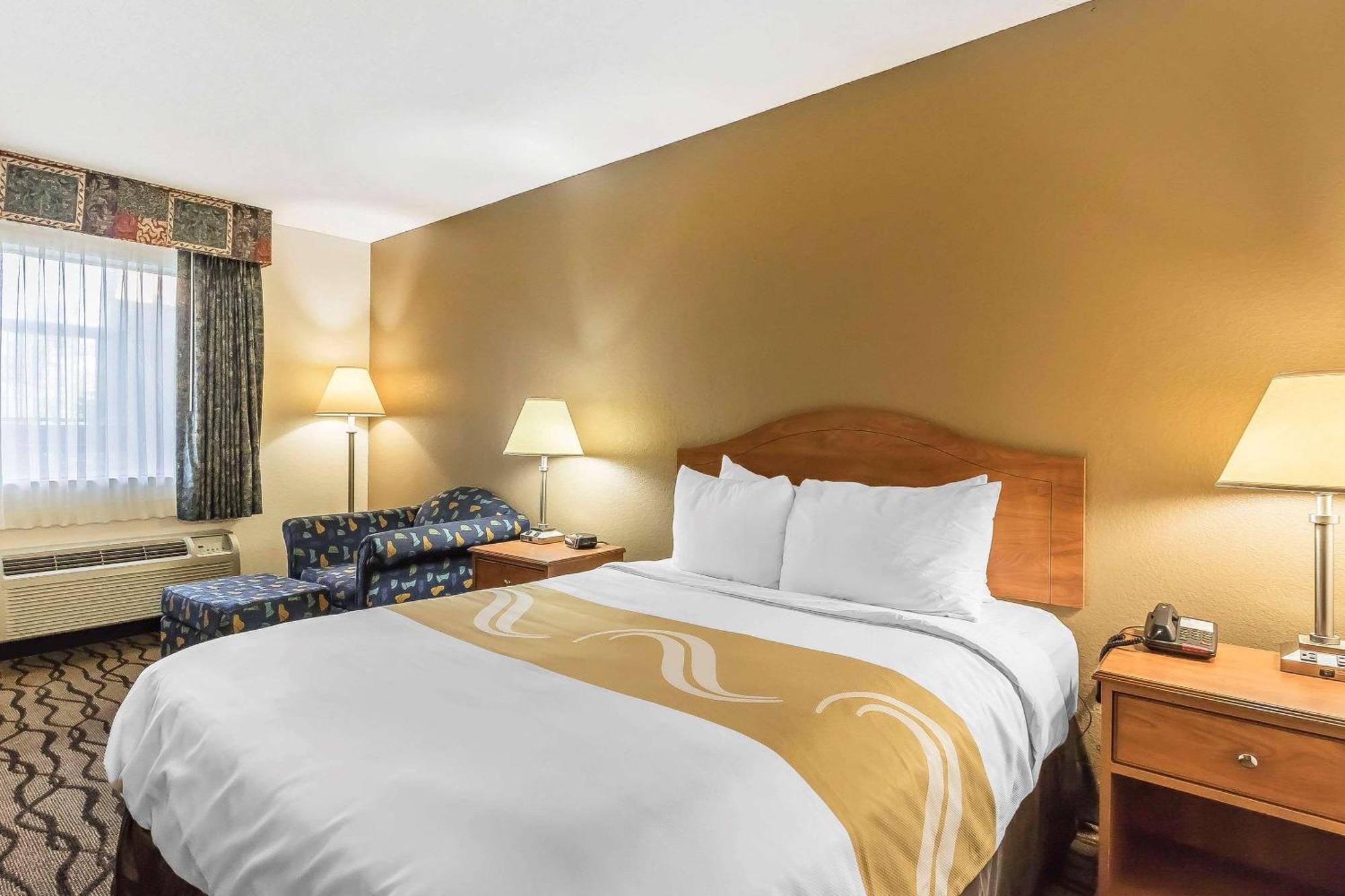 Quality Inn Charleston - Sikeston Экстерьер фото