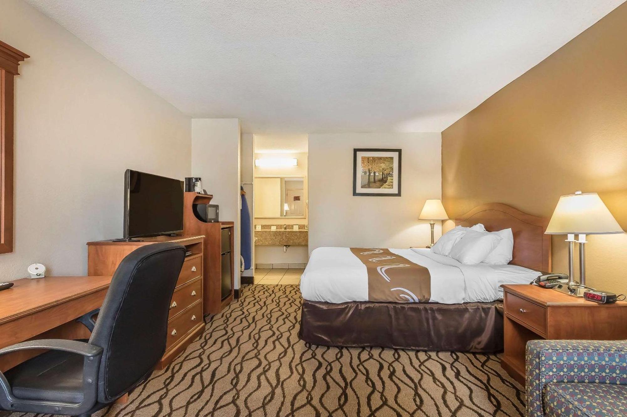 Quality Inn Charleston - Sikeston Экстерьер фото