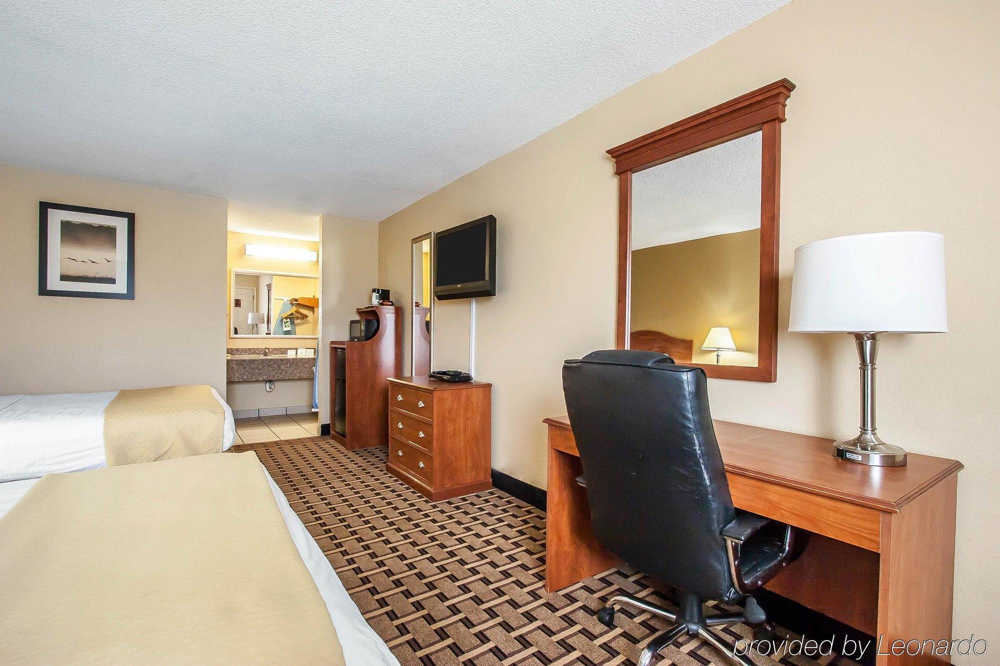 Quality Inn Charleston - Sikeston Экстерьер фото