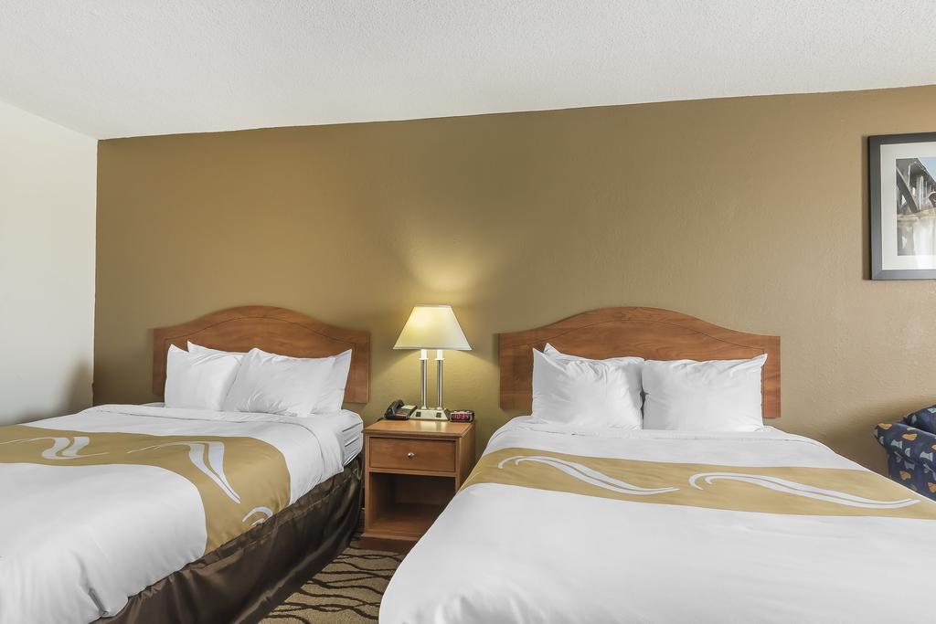 Quality Inn Charleston - Sikeston Экстерьер фото